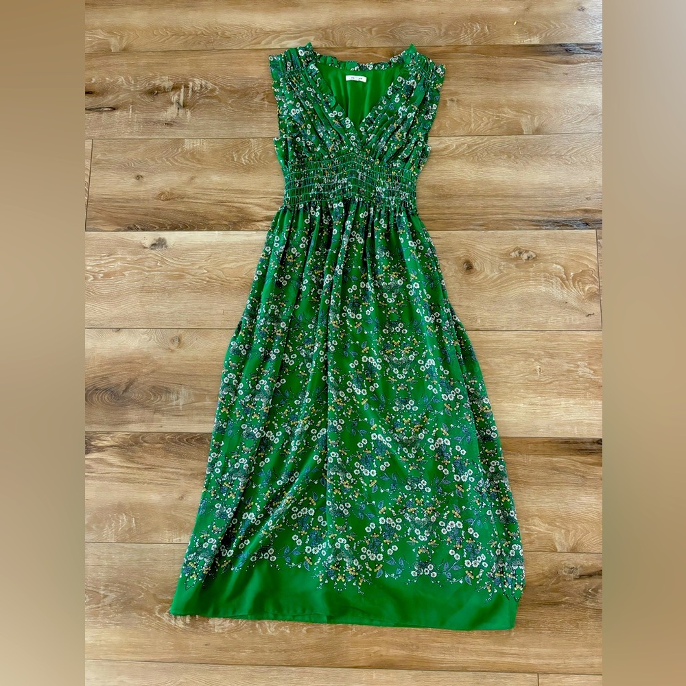 Beautiful green floral maxi dress